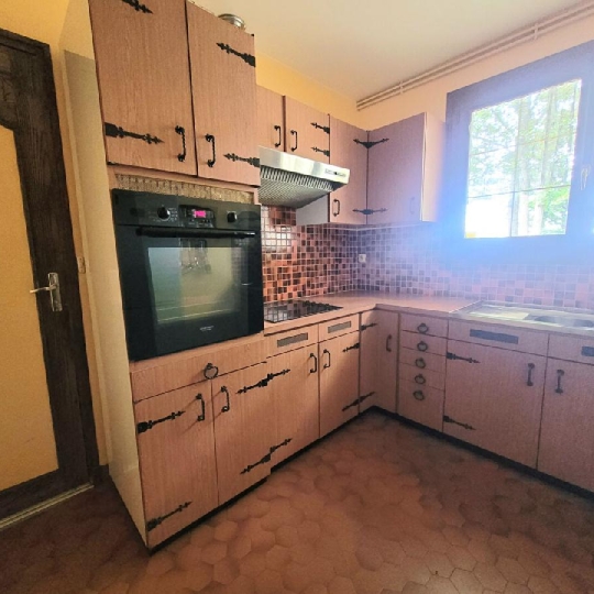  CJS IMMO : House | COURTENAY (45320) | 140 m2 | 180 000 € 